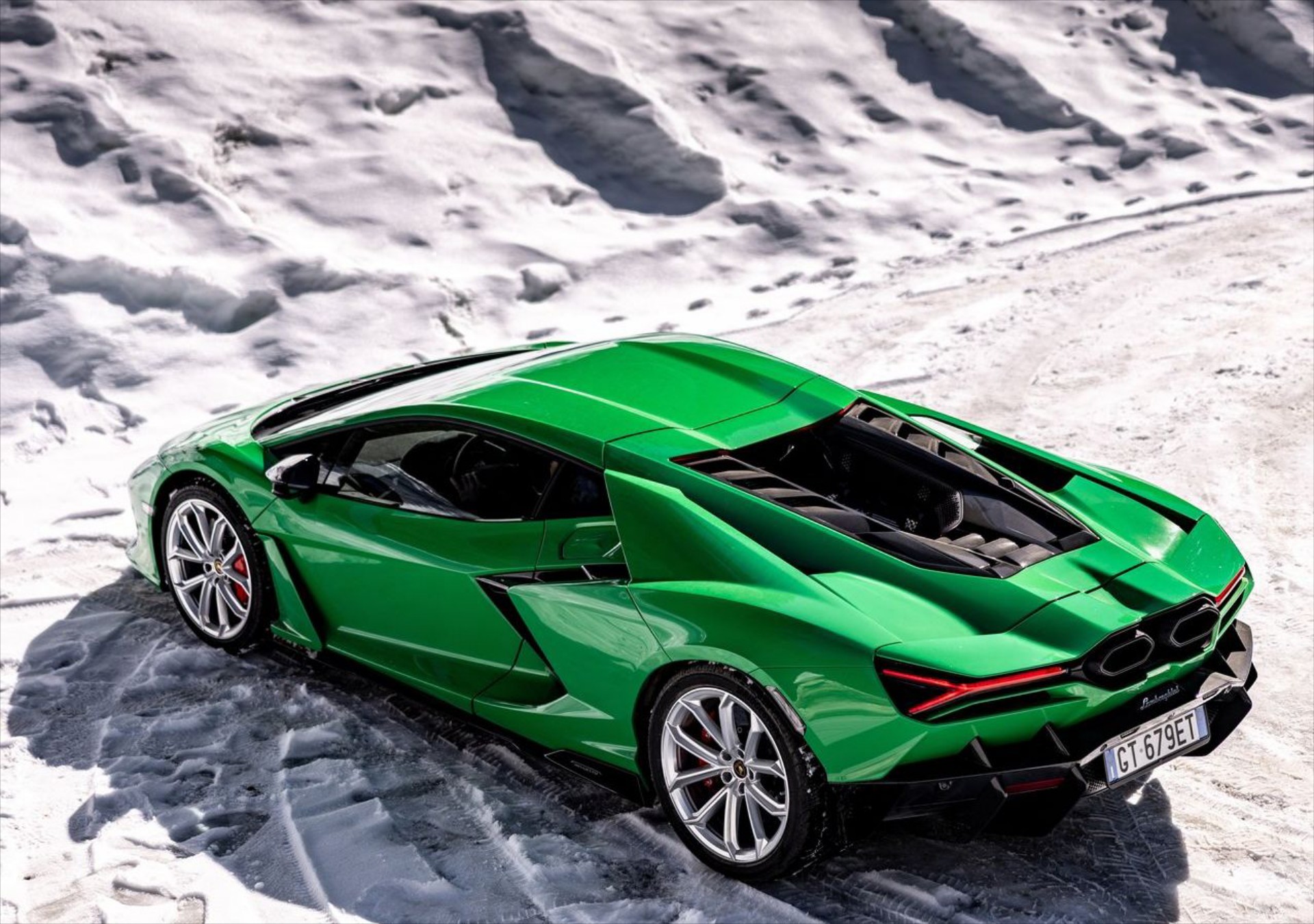 Πως ένα γυναικείο φόρεμα έγραψε ιστορία στην Lamborghini