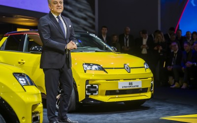 Βόμβα στη Renault - Το μεγάλο αφεντικό φεύγει για τη...μόδα