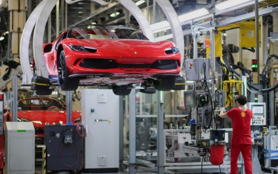 Kι όμως! Υπάρχει Ferrari που δεν την θέλει κανείς!