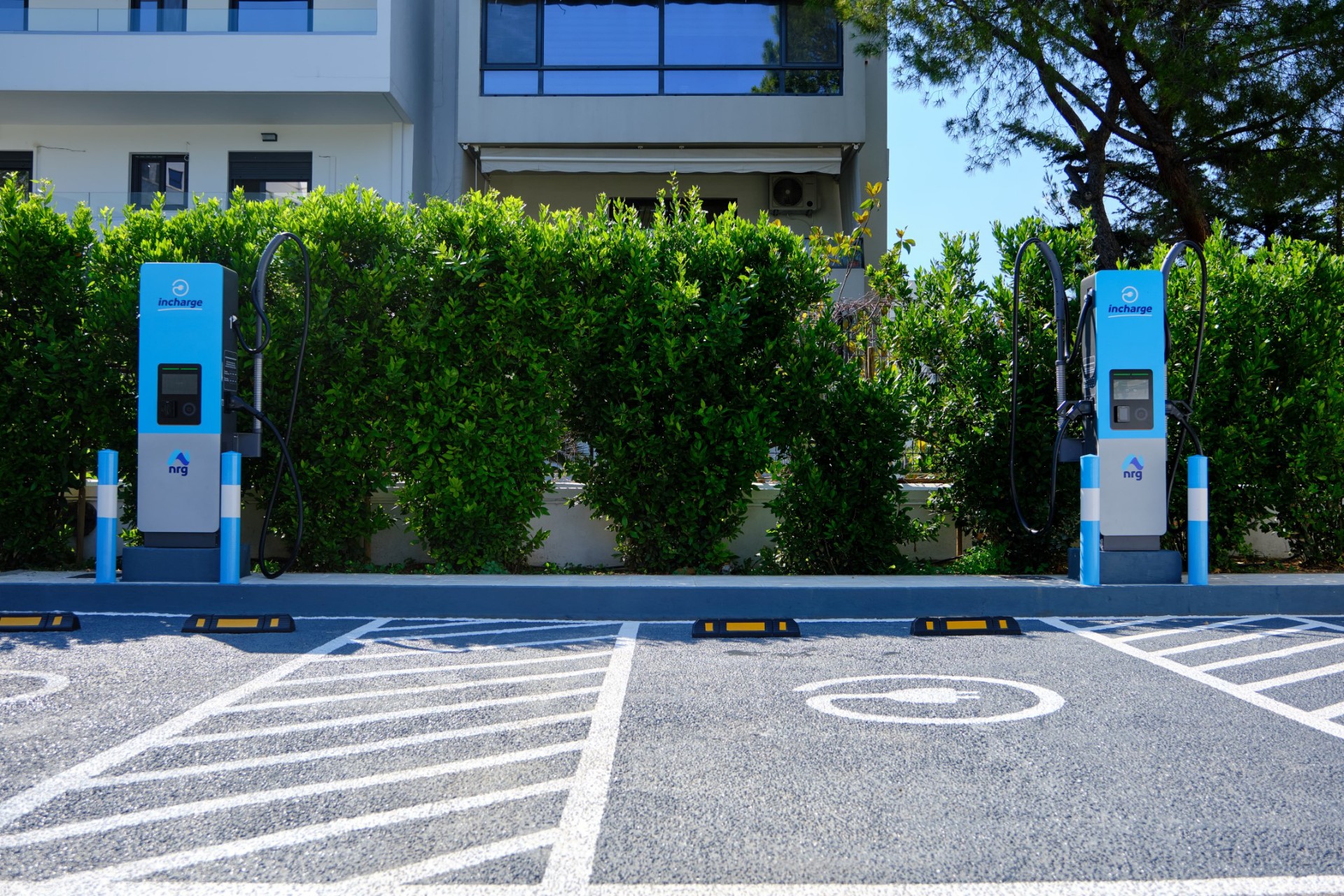 Sungrow: Η παγκόσμια δύναμη πίσω από τον πιο γρήγορο φορτιστή ηλεκτρικών αυτοκινήτων στην Ελλάδα