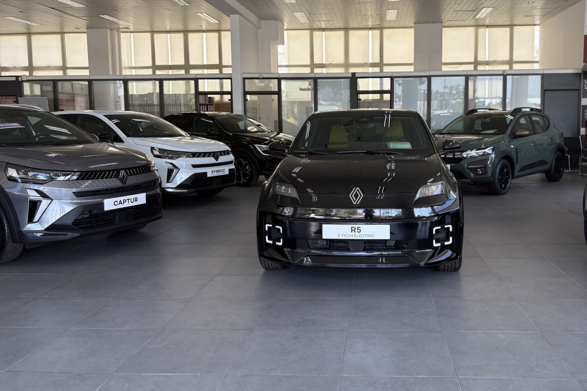 Η νέα μεγάλη μονάδα των Renault και Dacia στην Αττική 