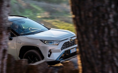 Άπιαστο το SUV της Toyota –Δεν χάνει από κανέναν στον κόσμο