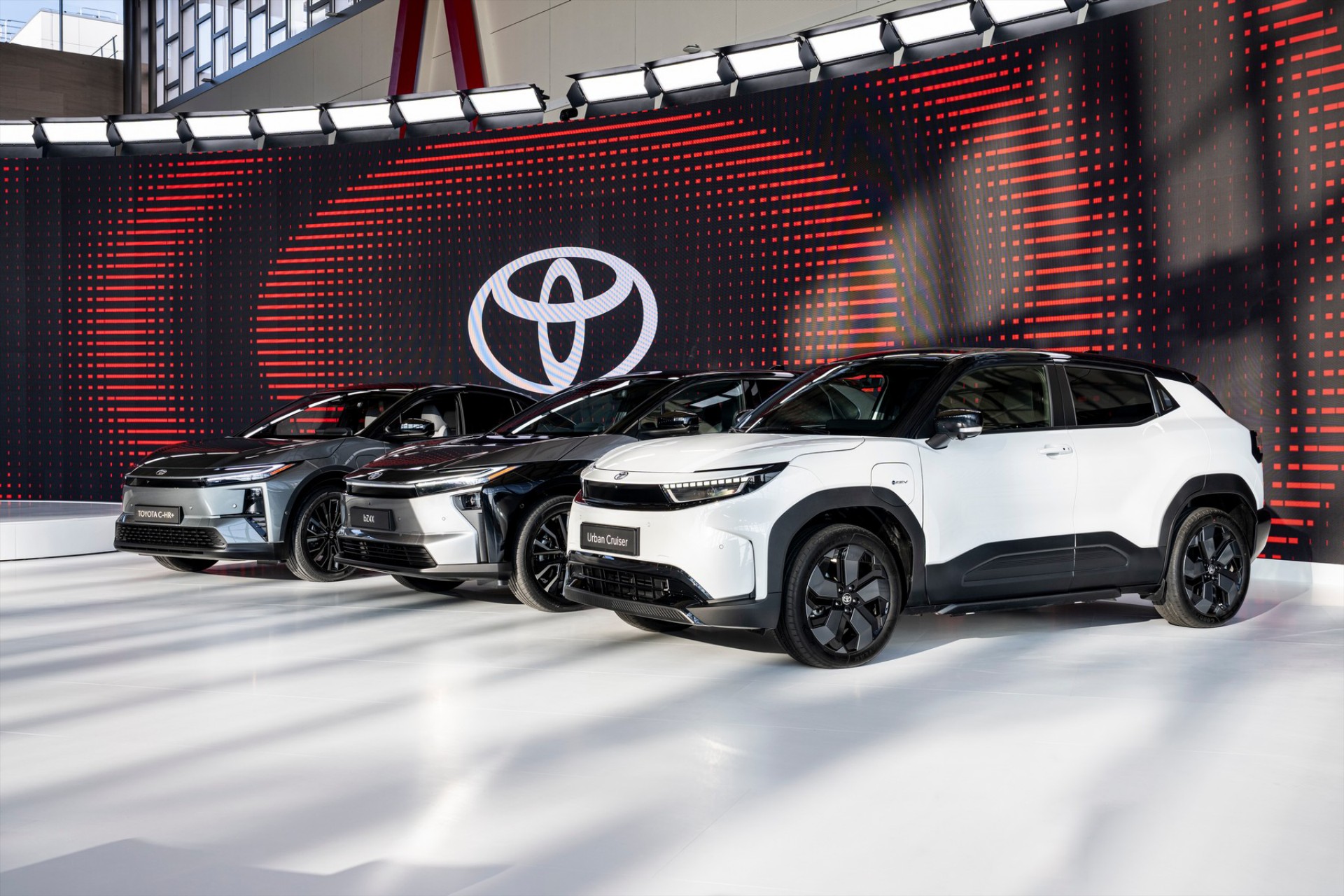 Ό,τι πρέπει να γνωρίζετε για το νέο B-SUV της Toyota – Έρχεται Ελλάδα τον Σεπτέμβριο