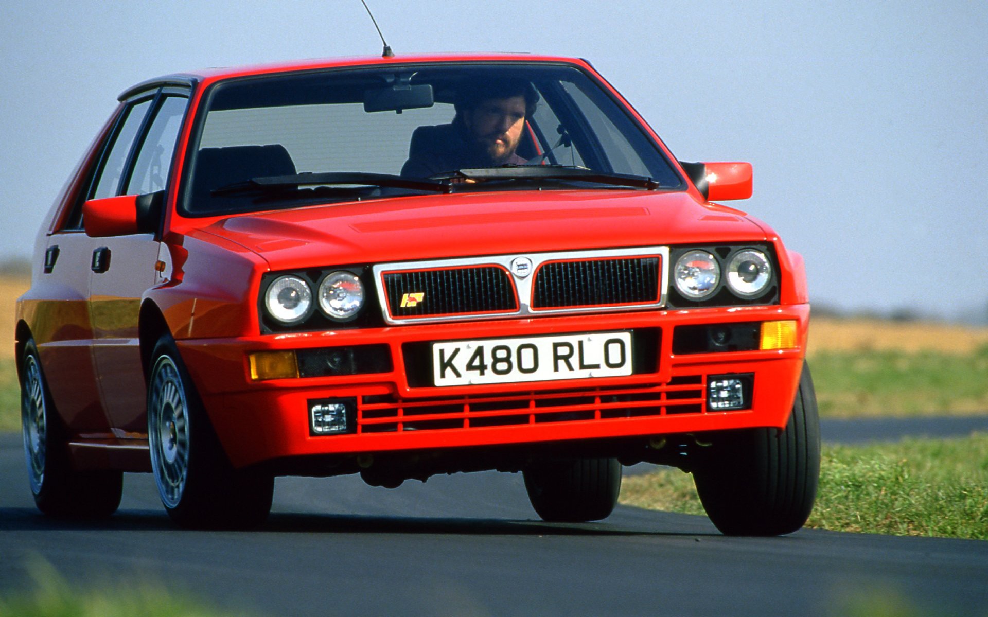 Επίσημο: Επιστρέφει η Lancia Delta HF Integrale!