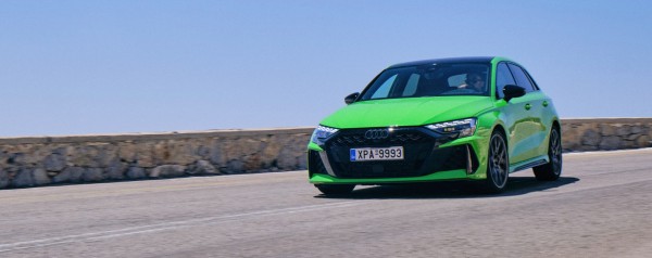 Δοκιμή Audi RS3 Sportback: Το supercar της διπλανής πόρτας! 