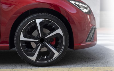Το διαχρονικό supermini με τιμή κάτω από 16.500 ευρώ - Ποιο είναι;