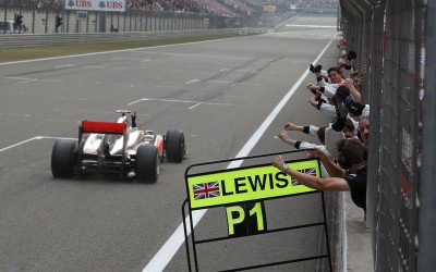 F1: Δεν βιάζονται για τις υπογραφές McLaren και Hamilton