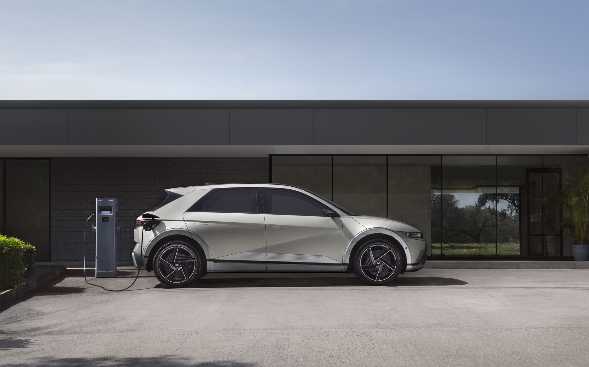 Έρχεται το Hyundai Ioniq 2 - Όλα όσα ξέρουμε και πότε παρουσιάζεται