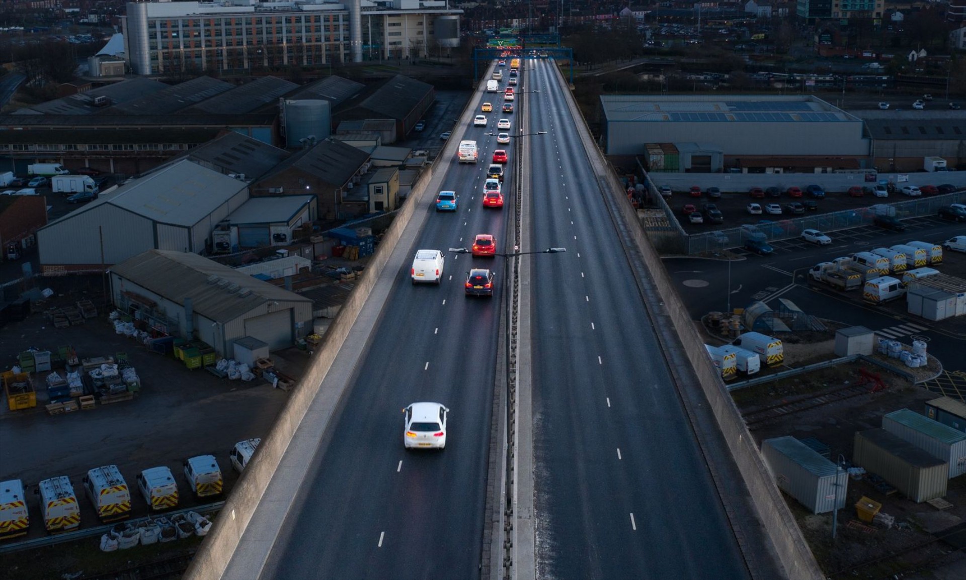 Οι έξι ευρωπαϊκές χώρες που οδηγούν ανάποδα - Και όσες ακόμα στον υπόλοιπο κόσμο