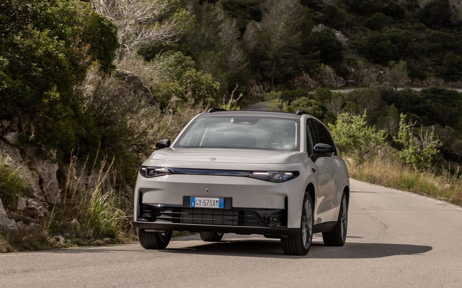 H κορυφαία έκδοση του Leapmotor C10 ταράζει τα νερά - Με 585 ίππους και AWD