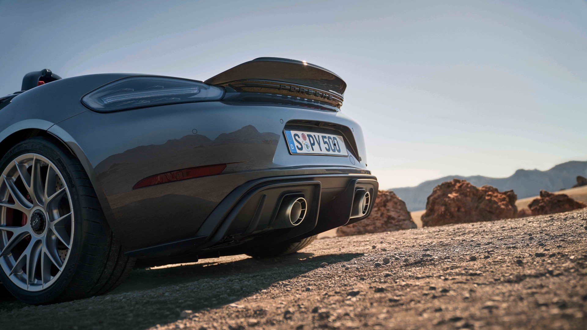Γιατί η Porsche καταργεί δύο εμβληματικά μοντέλα; Τι έχει αποφασίσει 