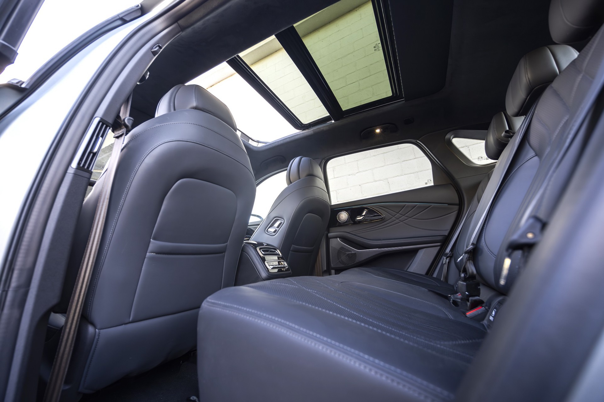 Στην Ελλάδα το SUV με 1.100 km αυτονομία και 660 λίτρα πορτ μπαγκάζ – Δείτε την τιμή του