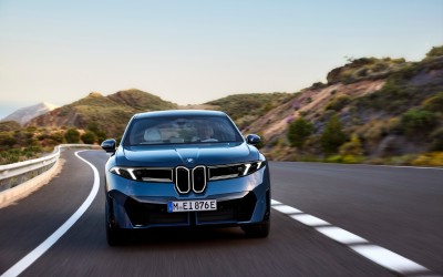 Στην ίδια σχεδόν τιμή η νέα BMW iX3 σε Ελλάδα και Γερμανία
