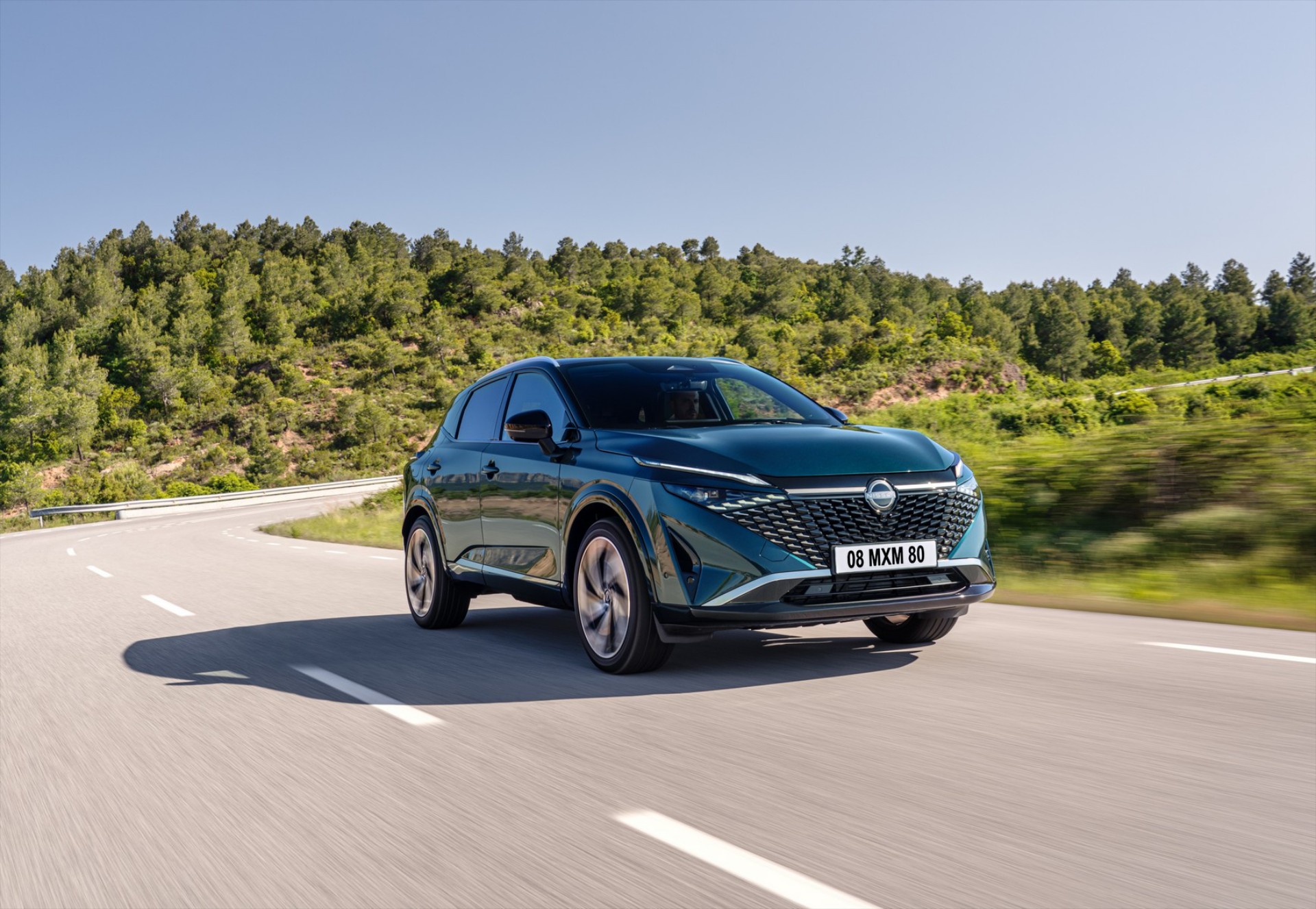 Έφτασε Ελλάδα το νέο Nissan Qashqai – Έχει βενζίνη και καίει σαν diesel (τιμές)