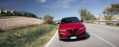 Οδηγούμε στην Ιταλία τη νέα Alfa Romeo Tonale! 