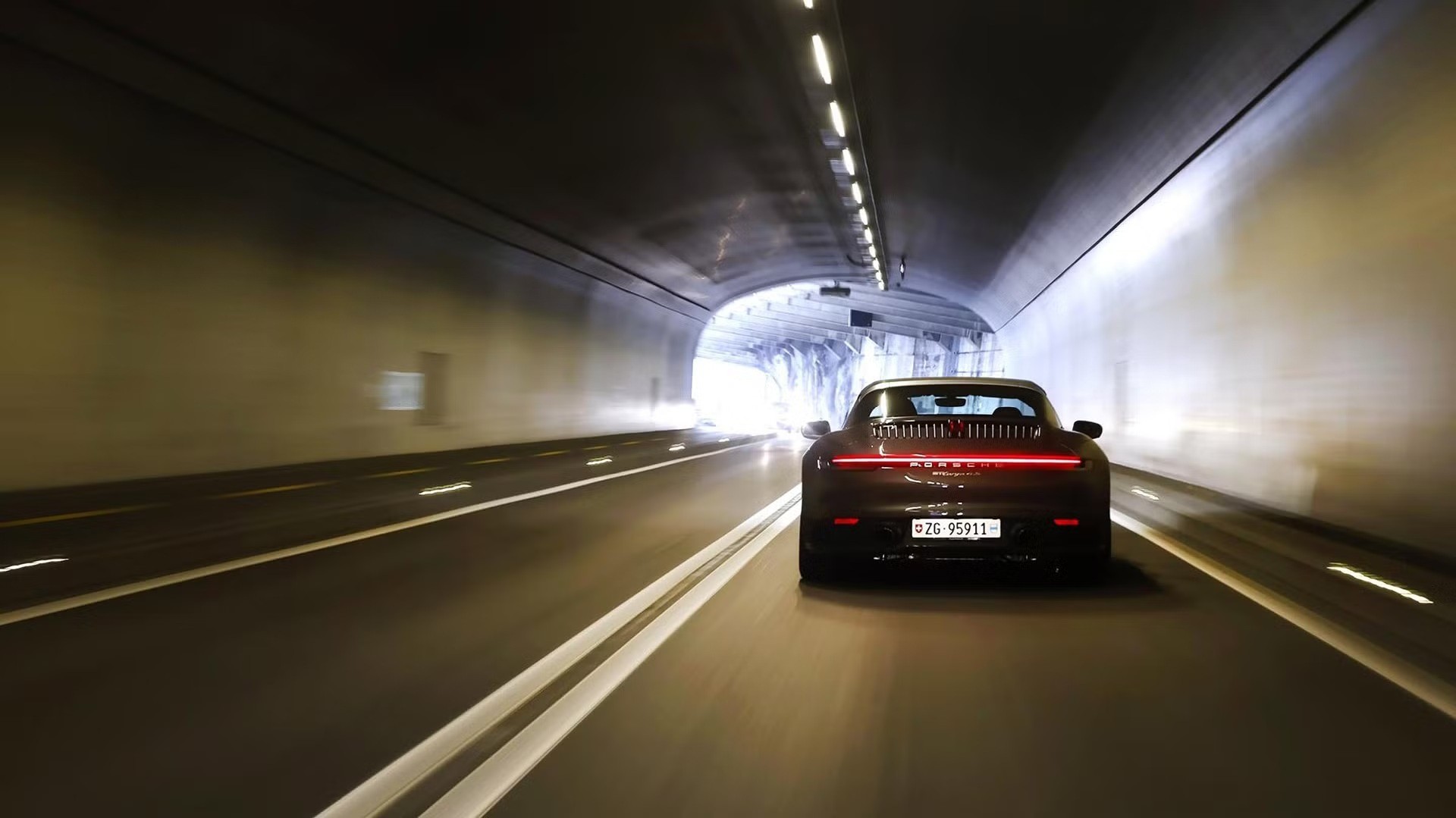 Τι είναι το Tunnel Mode που ετοιμάζει η Porsche