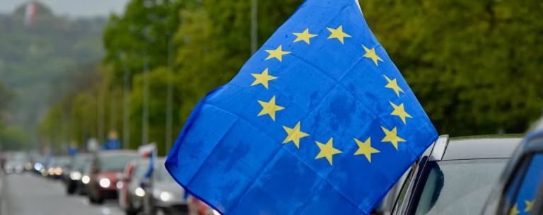 Ξαναγράφει τους κανόνες στα αυτοκίνητα η ΕΕ – Τι αλλάζει στις 16 Δεκεμβρίου;