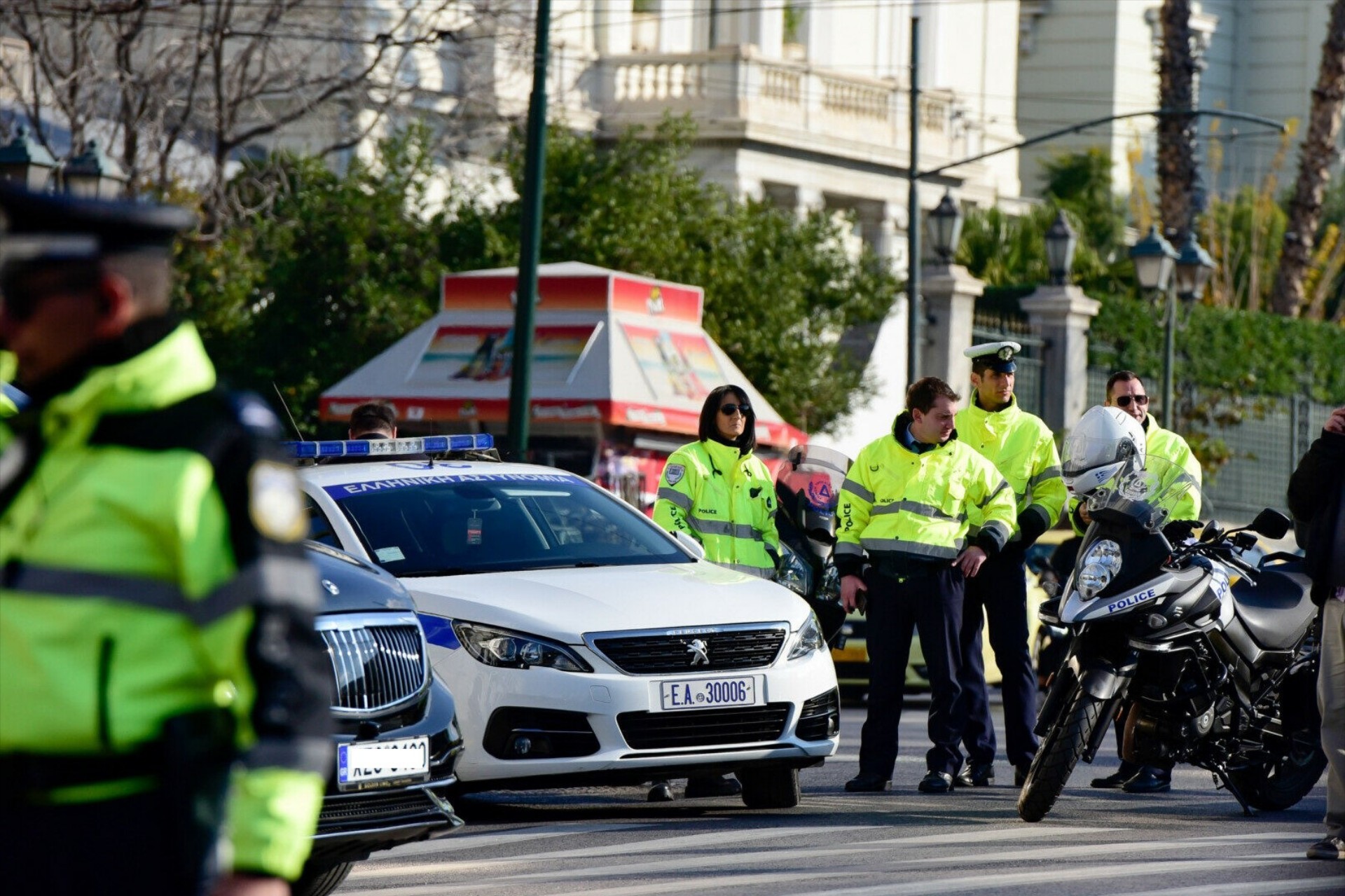 Πρόστιμο 1.200 ευρώ για στάθμευση – Δείτε τι έκανε αυτός ο οδηγός στο κέντρο της Αθήνας