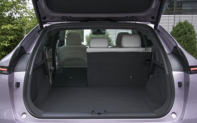 Μόλις ήρθε στην Ελλάδα το SUV που καίει 3 ευρώ στα 100 km - Δείτε τιμές