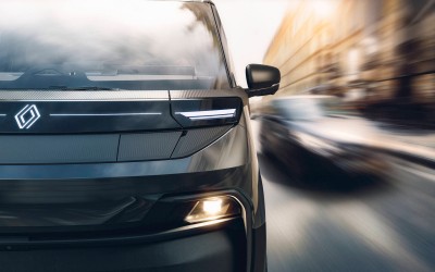 To ηλεκτρικό van με υπερταχεία φόρτιση 800V – Σε 20 λεπτά πάει στο 80%! 