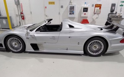 Στα χέρια του FBI το αυτοκίνητο του Νο1 καταζητούμενου στον κόσμο – Η σπάνια Mercedes CLK GTR Roadster