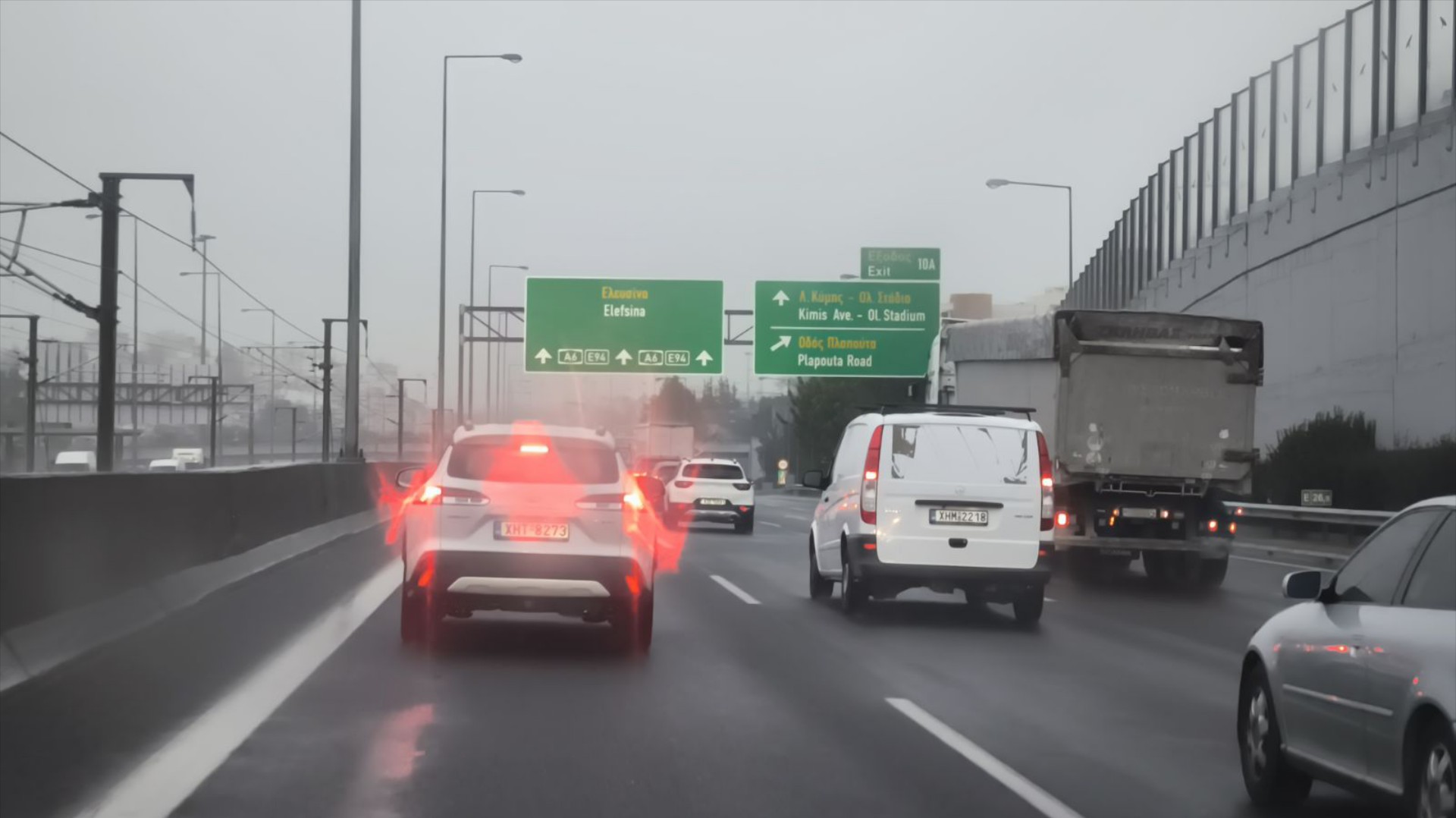 Οι δύο πιο δύσκολοι δρόμοι της Αττικής - Δέχονται 540.000 οχήματα την ημέρα