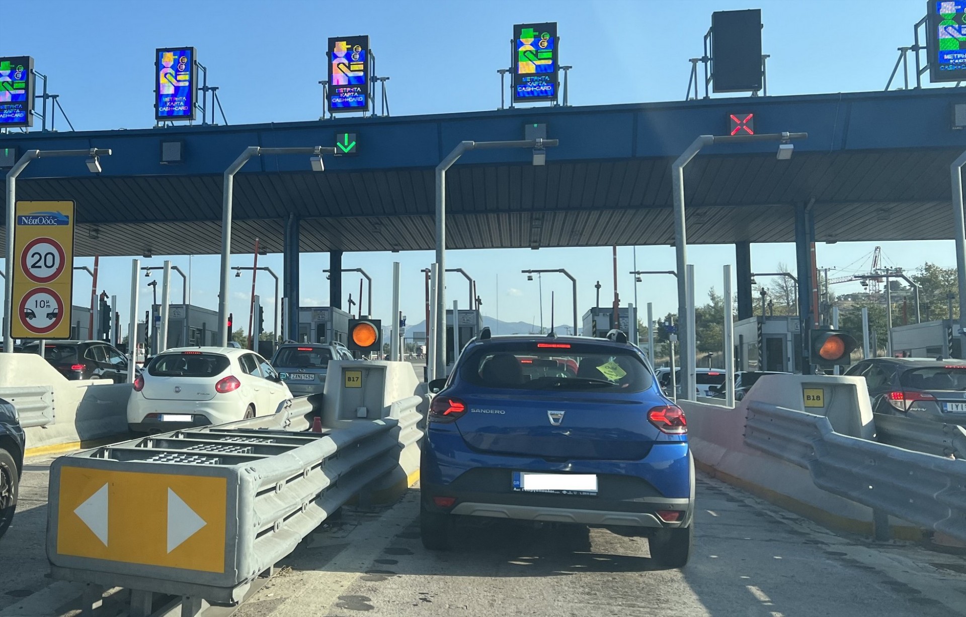 Γιατί σε όλα τα διόδια φωτογραφίζουν κάθε αυτοκίνητο; Τι εντολή έδωσε η ΑΑΔΕ