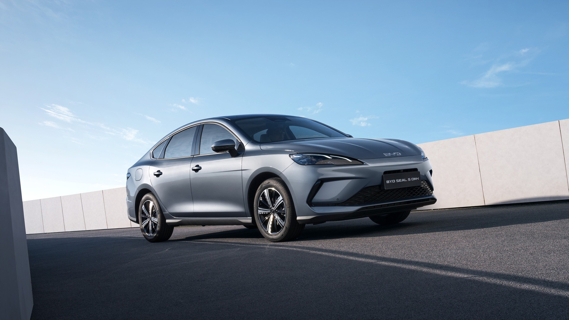 Στην Ελλάδα το BYD Seal 5 DM-i - Με 1.050 km αυτονομίας [τιμές]