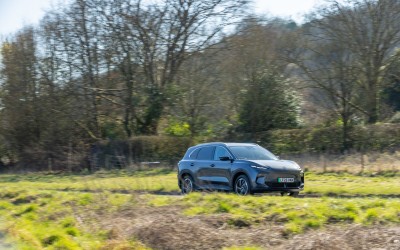 Νέο SUV από την MG που φρενάρει σε 35,5 μέτρα – Δείτε τιμές στην Ελλάδα