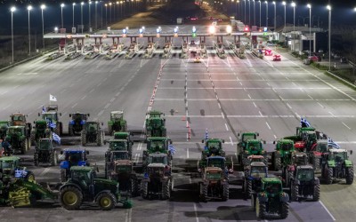 Θα ανοίξουν ή όχι τα μπλόκα τα Χριστούγεννα; Τι λέει η Αστυνομία 