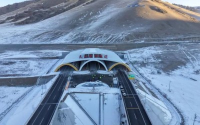 Το όγδοο θαύμα – Το μεγαλύτερο τούνελ στον κόσμο βρίσκεται σε υψόμετρο 3.000 m