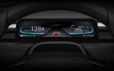 Η εταιρεία που φτιάχνει τα iPhone κατασκευάζει πλέον και αυτοκίνητα – Με τιμές από 24.300 ευρώ 