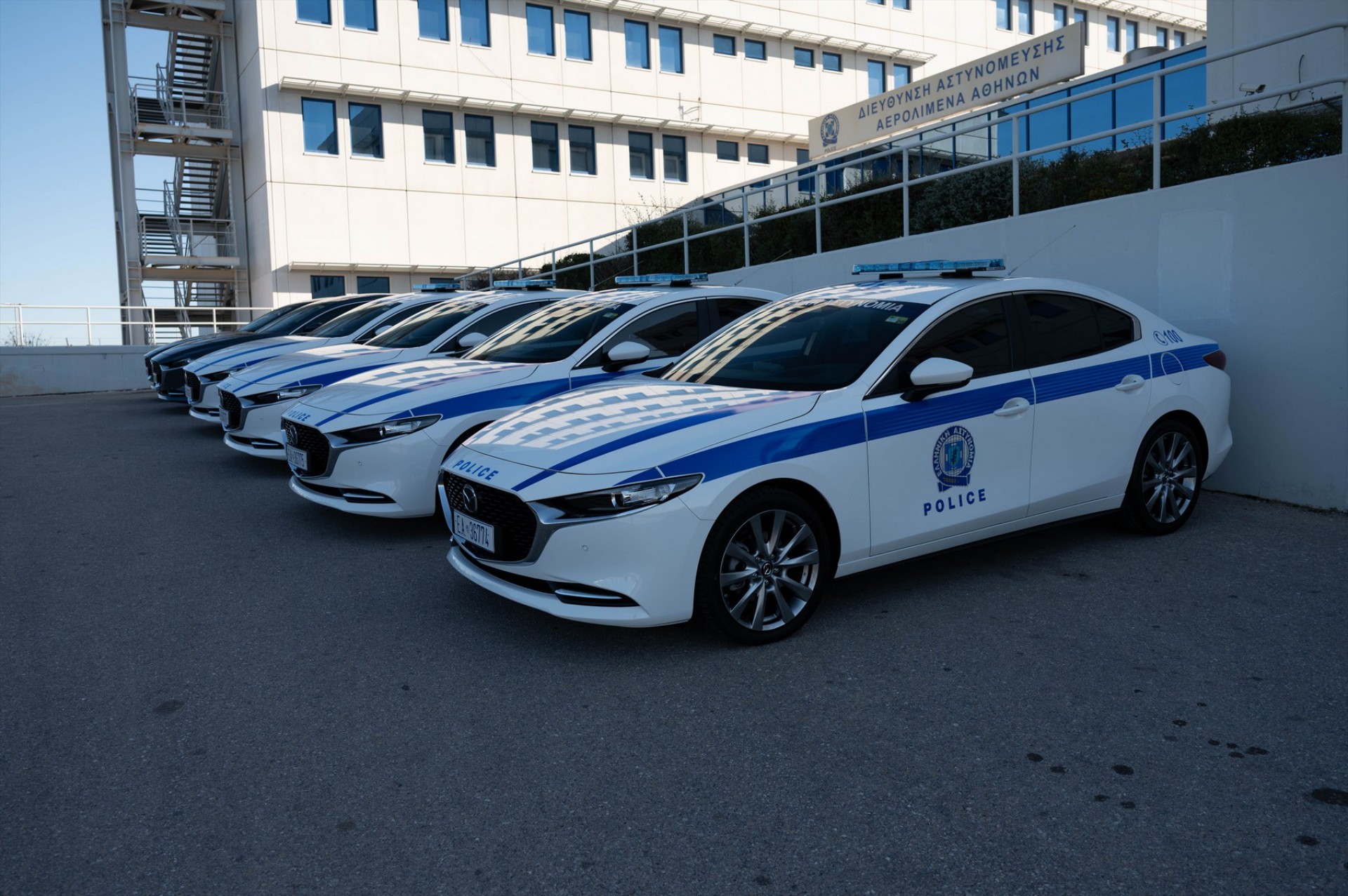 Αυτά είναι τα νέα περιπολικά της Αστυνομίας – Έχουν αξία 168.000 ευρώ 