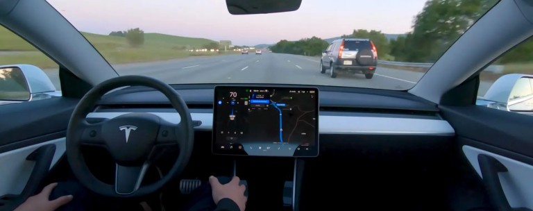 Διέσχισε τις ΗΠΑ αποκλειστικά με αυτόνομη οδήγηση! Πόσα χιλιόμετρα κάλυψε; 