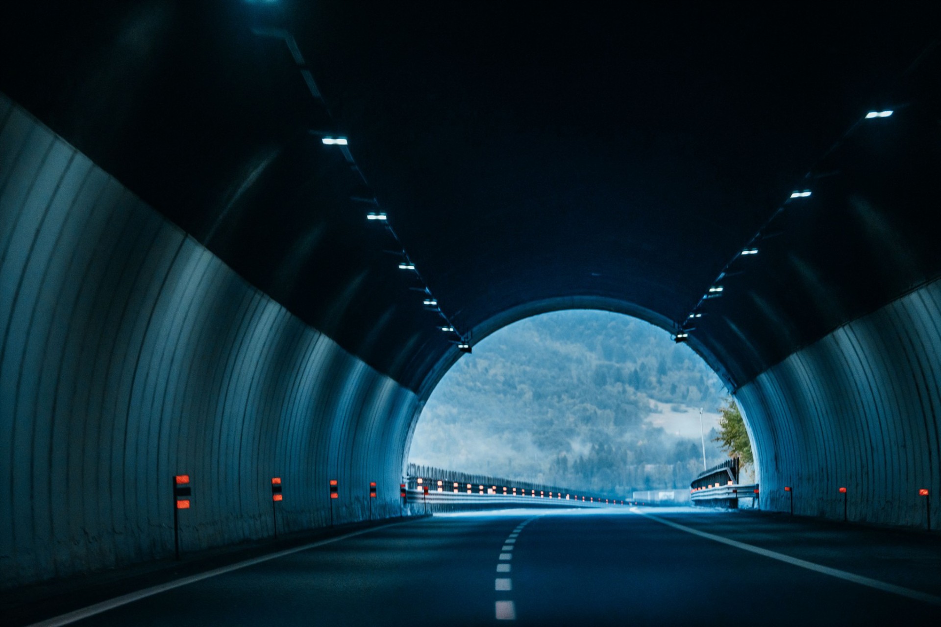 Η Ελλάδα αποκτά τον καλύτερο αυτοκινητόδρομο - Έχει μήκος 187 km, 23 τούνελ και κοστίζει 2,05 δις ευρώ 