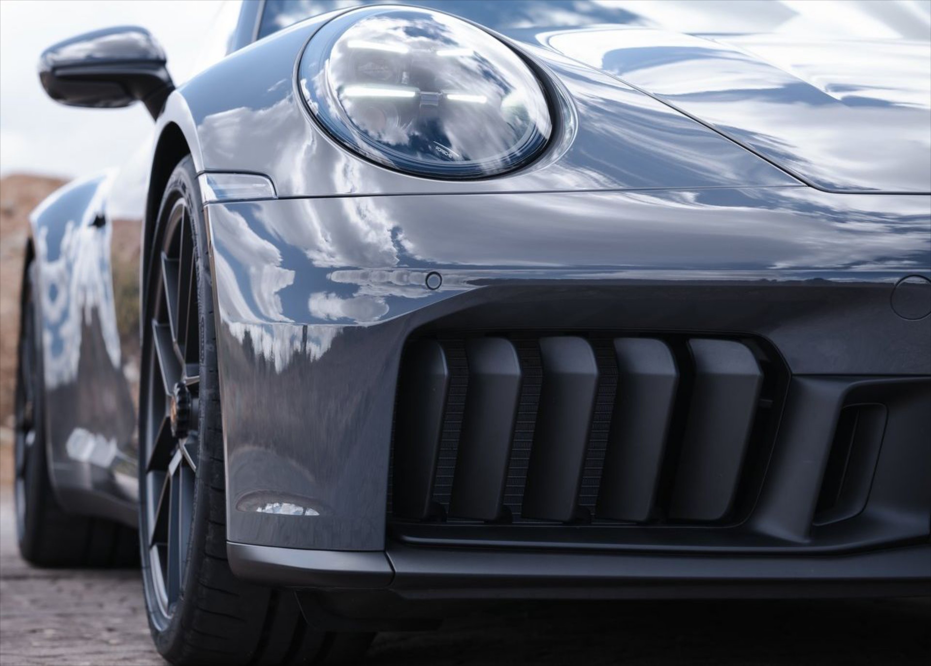 H Porsche που σάρωσε σε πωλήσεις – Με τιμή εκκίνησης τα 196.000 ευρώ