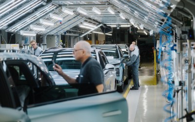 Ήρθε στην Ελλάδα το ηλεκτρικό που φορτίζει πιο γρήγορα από όλα – Τι τιμή έχει; Πού πήρε πινακίδες;