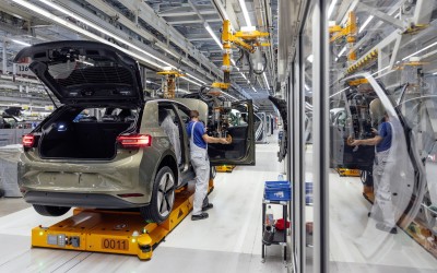 H μάρκα που κέρδισε την Tesla - Πούλησε 247.900 ηλεκτρικά αυτοκίνητα στην Ευρώπη