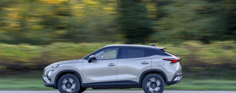 Έφτασε Ελλάδα το Super Hybrid SUV με αυτονομία 1.000 km – Και τιμή 24.900 ευρώ 