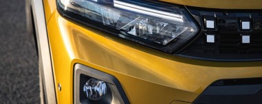 Τι αλλαγές έχει το Dacia των 15.950 ευρώ που ήρθε Ελλάδα;