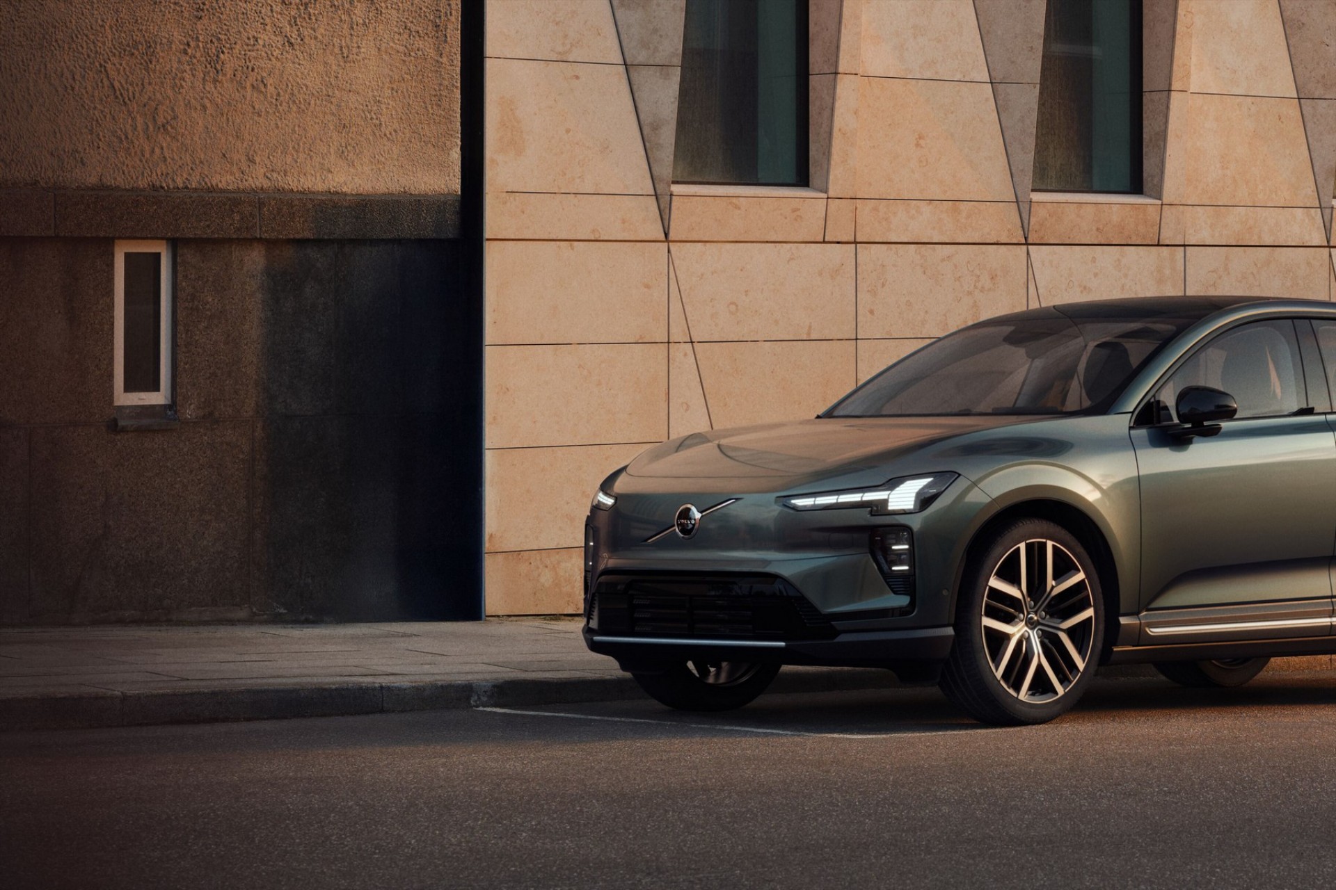 Χαμός με το νέο Volvo των 60.000 ευρώ – Σπάει κάθε ρεκόρ παραγγελιών