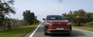 Οδηγούμε στην Πορτογαλία το νέο Toyota C-HR+!