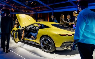 Mazda και Ferrari στη μάχη της χρονιάς – Για ένα μοντέλο που ακόμα δεν υπάρχει