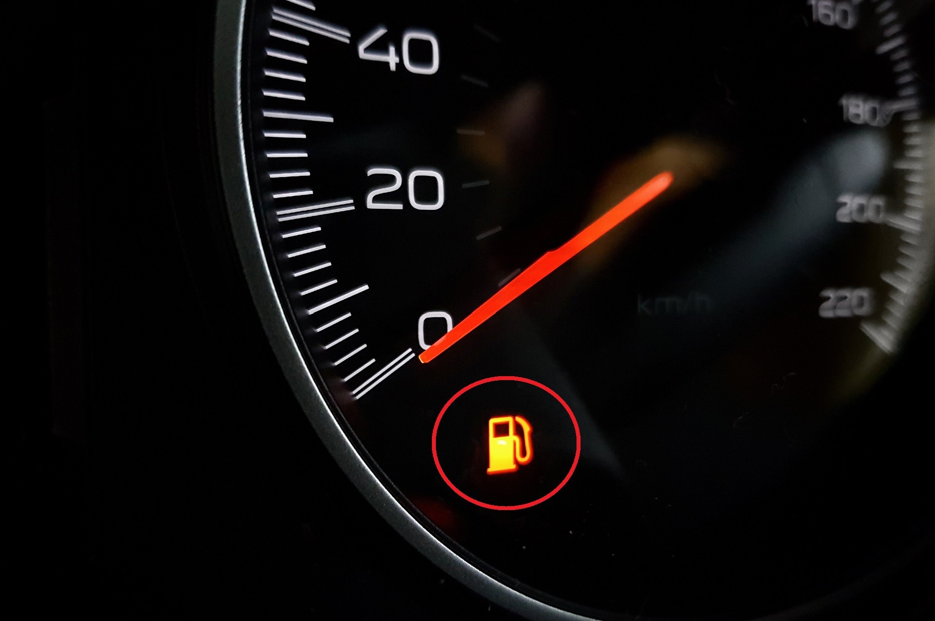 Πόσα km κάνεις με τα λεφτά του Fuel Pass; Παραδείγματα με βενζίνη, diesel κι όλα τα άλλα καύσιμα