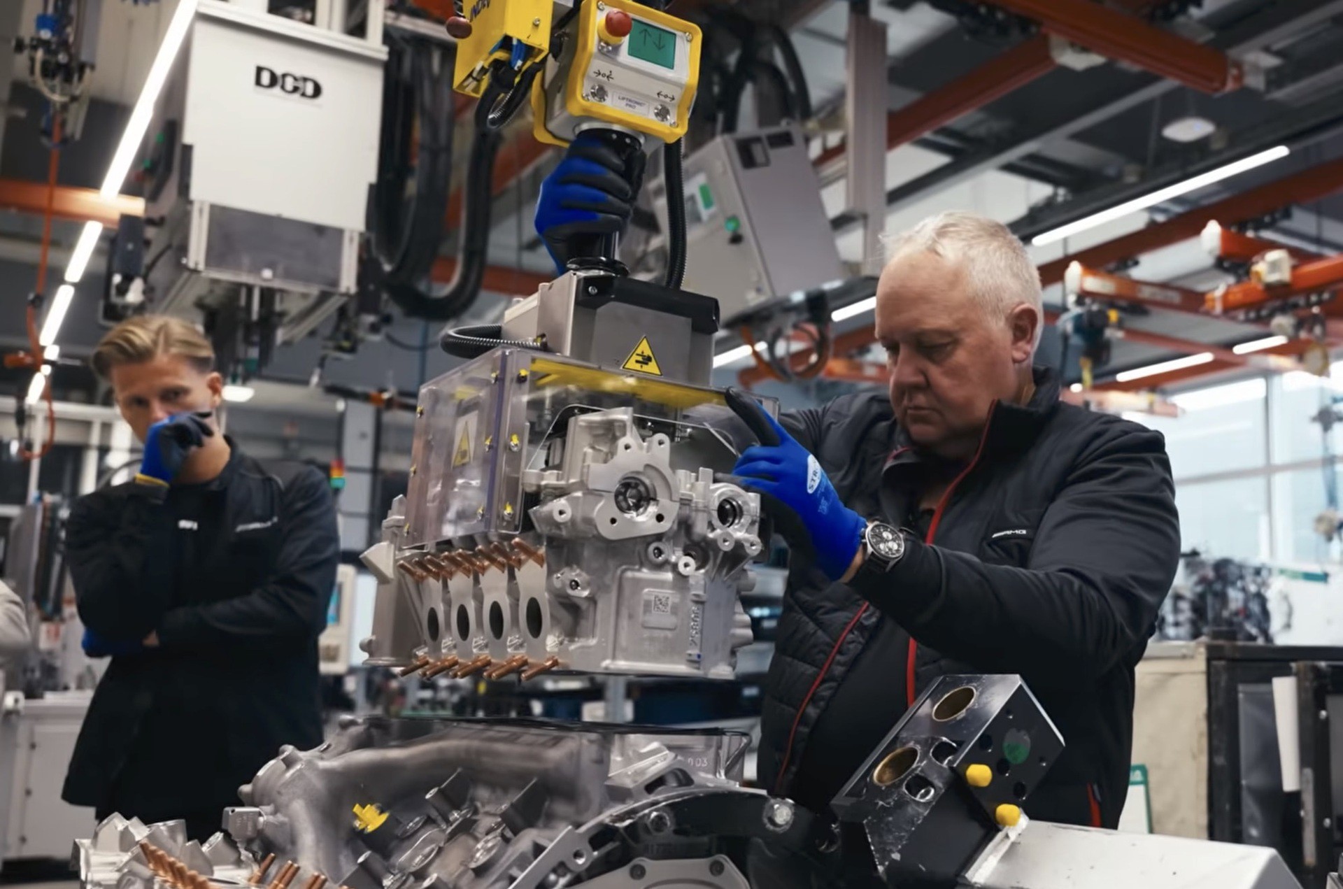 Εταιρεία επιτρέπει στους πελάτες να κατασκευάζουν τους δικούς τους κινητήρες - Υπό έναν όρο