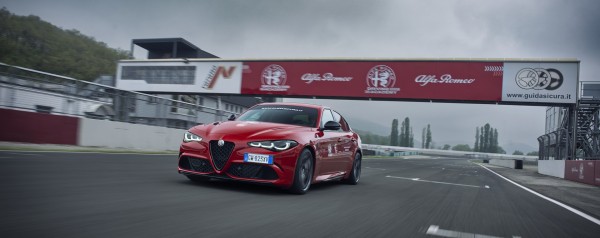 Αποστολή: Alfa Romeo Driving Academy - Το αίμα νερό δε γίνεται