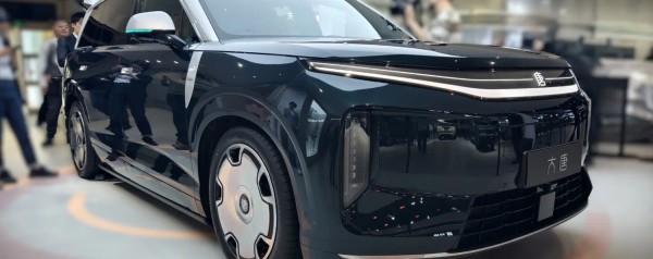 Τρέλα για το πολυτελές SUV - Σε 48 ώρες παραγγέλθηκαν 60.000 αυτοκίνητα!