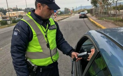 Πάνω από 5.000 αλκοτέστ κάθε μέρα – Πόσοι βρέθηκαν «πιωμένοι»;