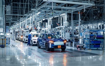 Η ευρωπαϊκή φίρμα που σε 11 χρόνια πούλησε 1 εκατ. ηλεκτρικά – Και σε μόλις δύο χρόνια έφθασε τα 2 εκατ.