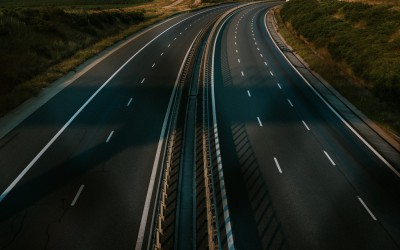 Ελλάδα: Ο αυτοκινητόδρομος των 230 km που έχει άσφαλτο προδιαγραφών Γερμανίας 